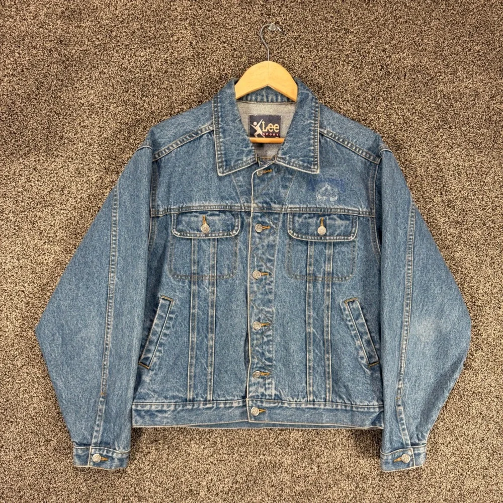 Vintage LEE Sport Denim Trucker Jacket Mens M Blue Made In Hong Kong